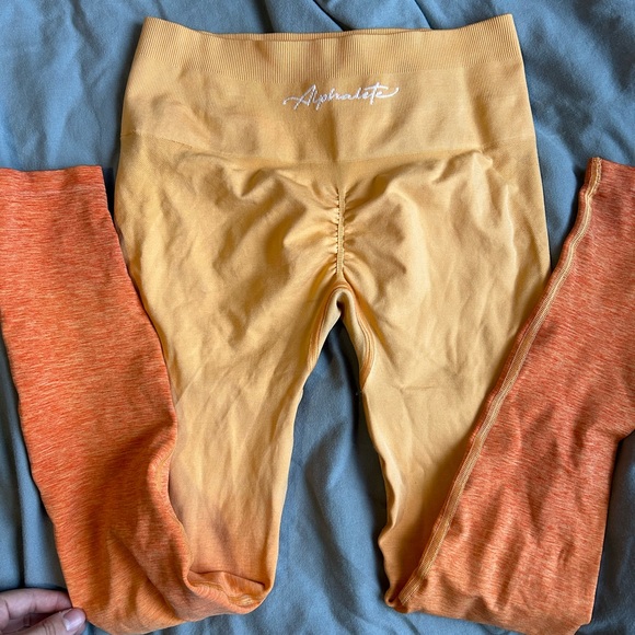 Alphalete amplify leggings - Picture 2 of 4